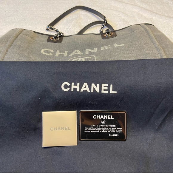 Chanel Deauville Shoulder Bag - Pre Black Friday Sale!!! - Picture 16 of 16